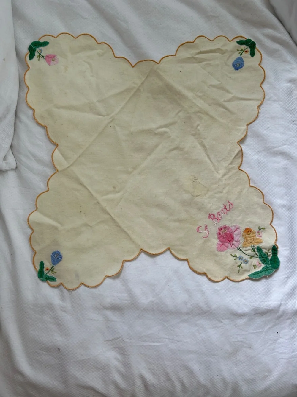 Antique St Barth handmade embroidered applique set 8 blue white doilies center